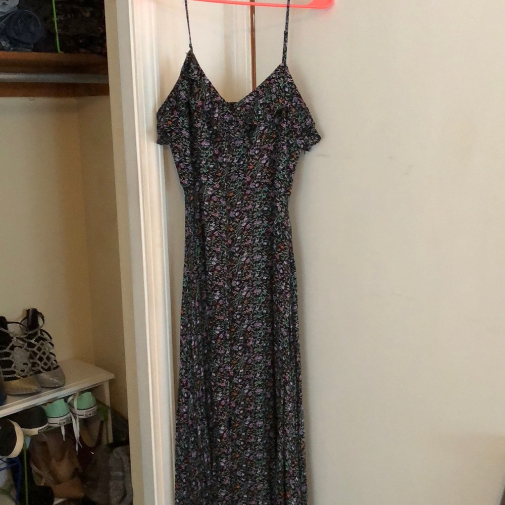 Floral dress with middle slit